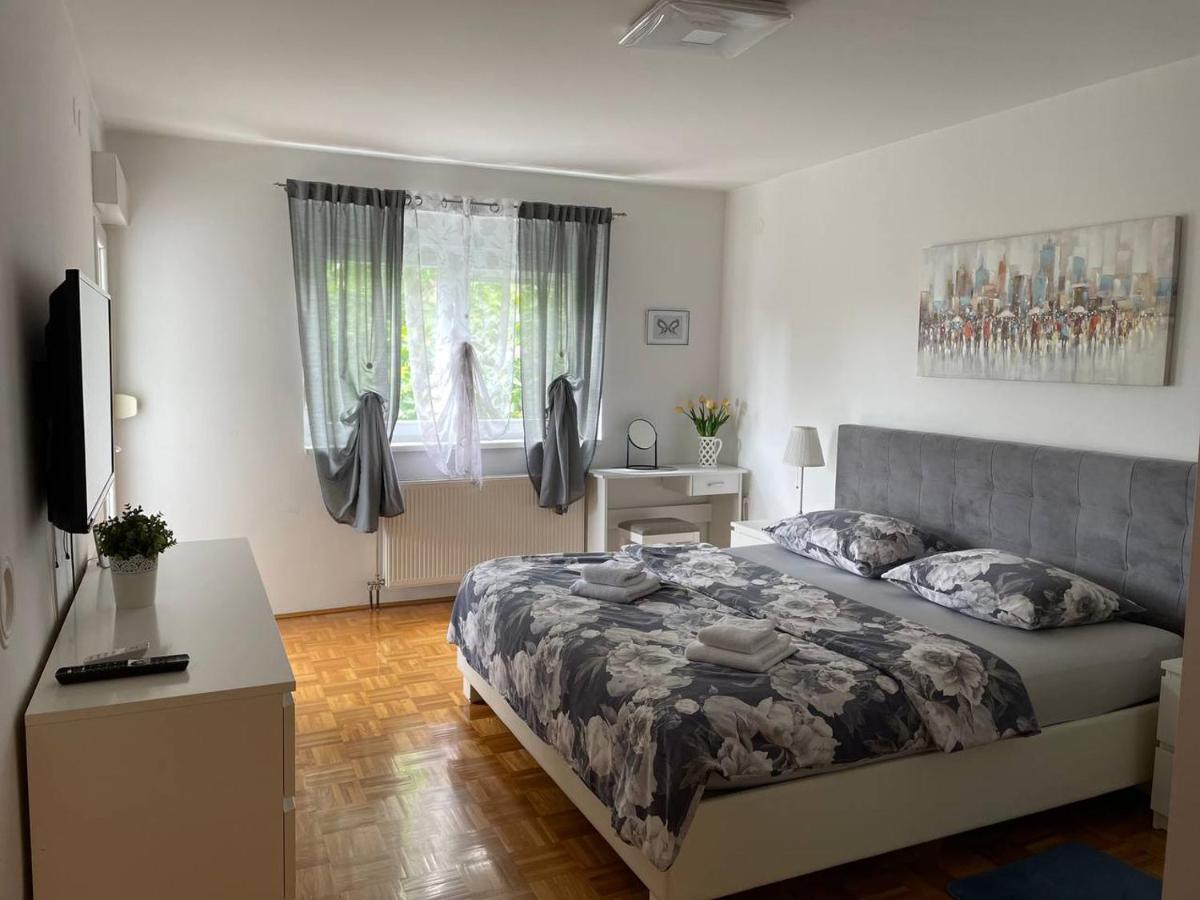 Dis Apartment Varaždin Екстериор снимка